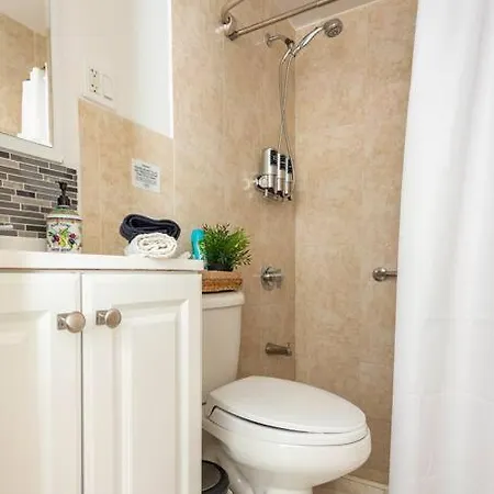 Sleeps 3, Cozy, Boho Style, In The Heart Of Miami -Free Parking Apartment Exterior photo